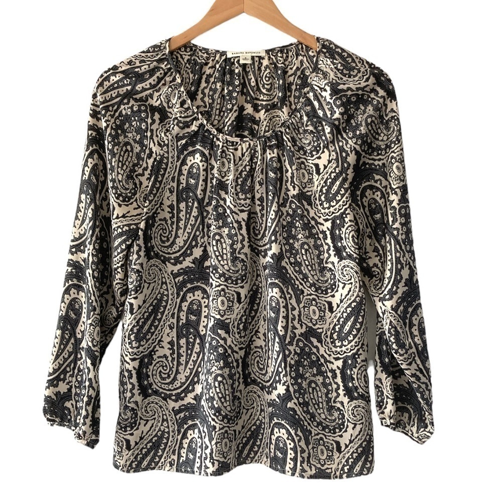 Banana Republic small blouse long sleeves